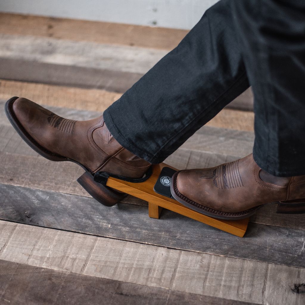 Cobbler's Choice Boot Jack - Image 2