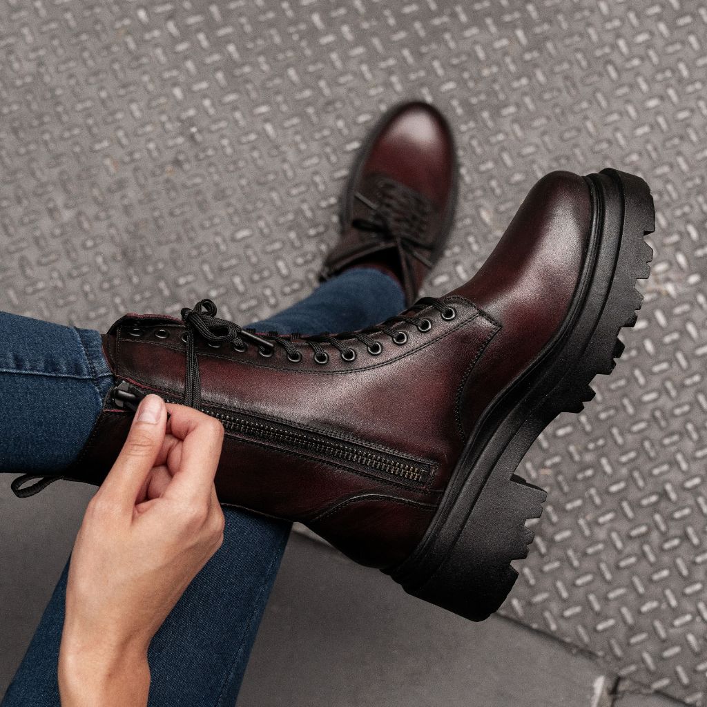 Fatale | Black Cherry - Image 8