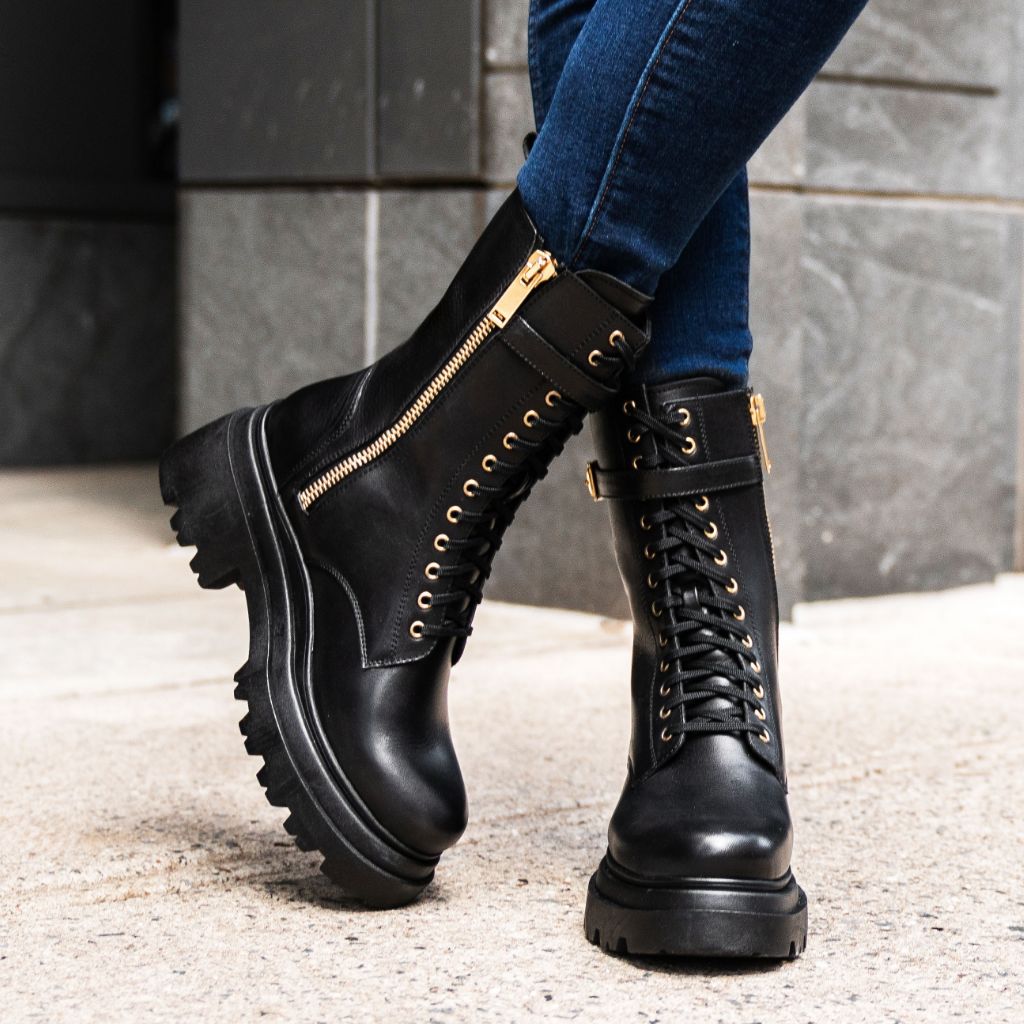 Fatale | Black & Gold - Image 7