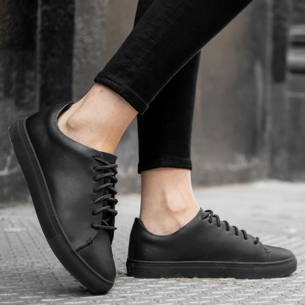 Women's Premier Low Top | Black Vachetta - Image 6